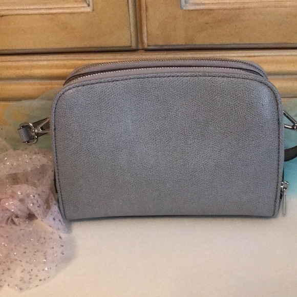 New Michael Kors Crossbody Bag Pebble Gray NWOT - Picture 5 of 16